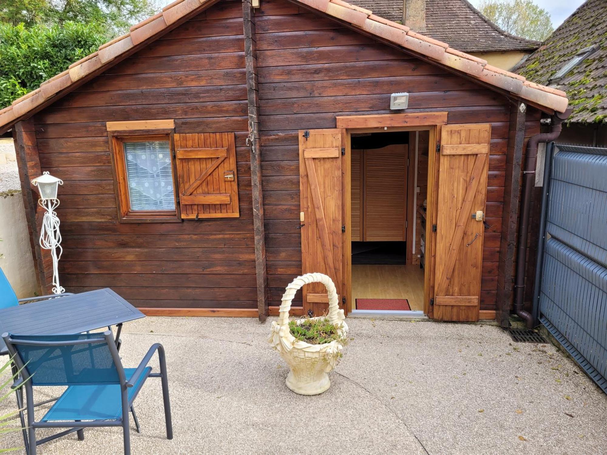 Au petit Chalet Gigouzac Extérieur photo